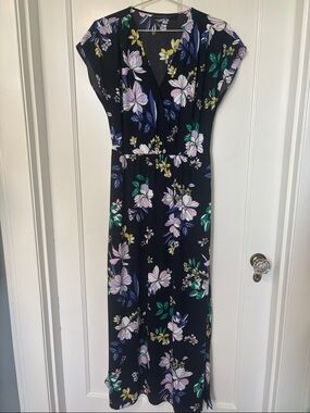 Halogen Black Floral V-Neck Maxi Dress with Pastel Blooms